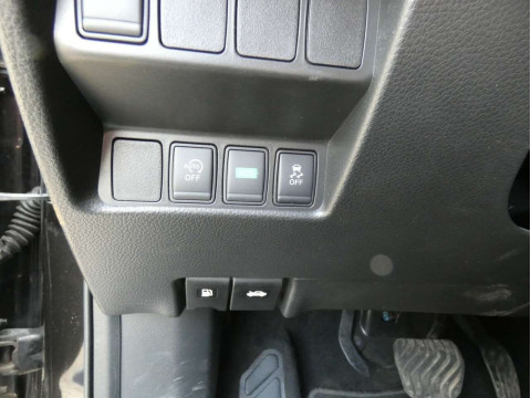 thumb-undefined