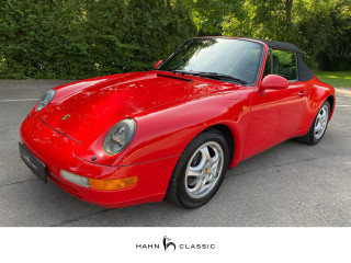 Fahrzeugbild eines Porsche 993 in rot.