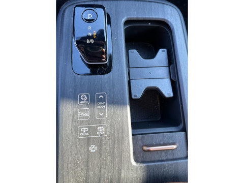 thumb-undefined