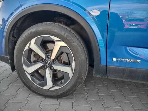 thumb-undefined