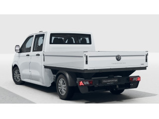 Fahrzeugbild eines Volkswagen T7 Transporter in weiß.