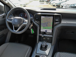 Fahrzeugbild eines Volkswagen Amarok in grau.