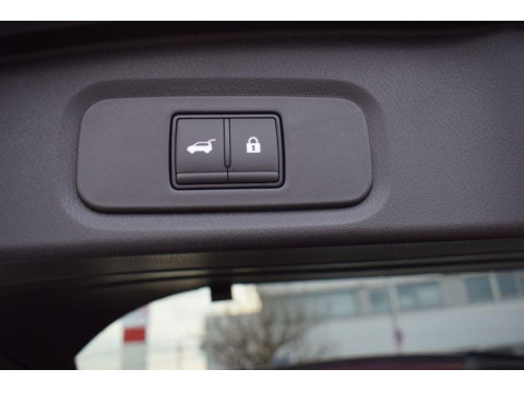 thumb-undefined