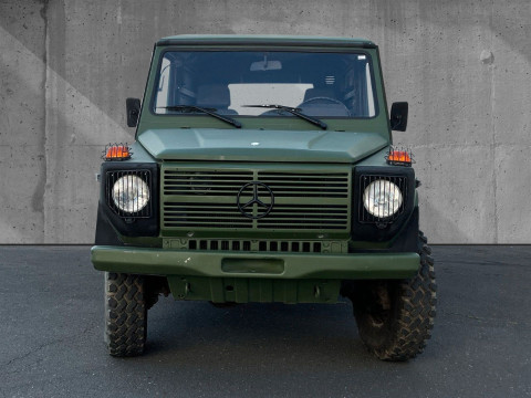 Mercedes-Benz 240 - 240 GD 240