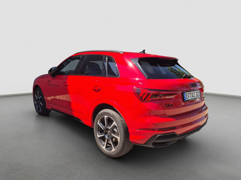 Audi - Q3