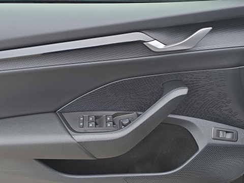 &Scaron;koda - Octavia