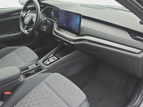 &Scaron;koda - Octavia