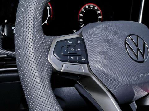 Volkswagen - Golf GTI