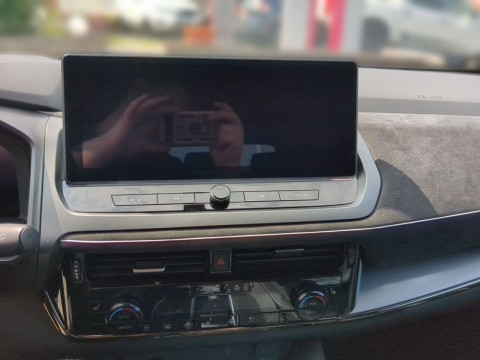 thumb-undefined