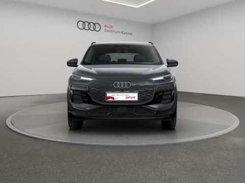 Audi - Q6 SUV e-tron