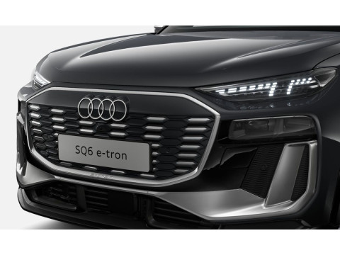 Audi - SQ6 SUV e-tron
