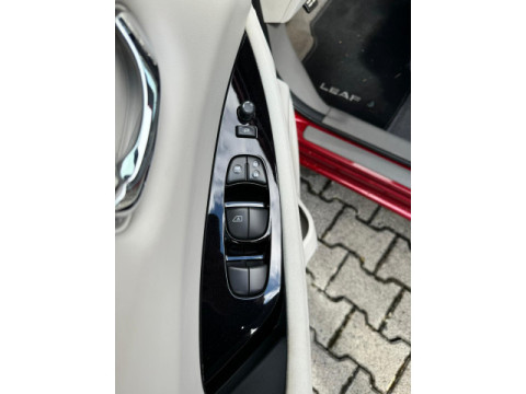 thumb-undefined
