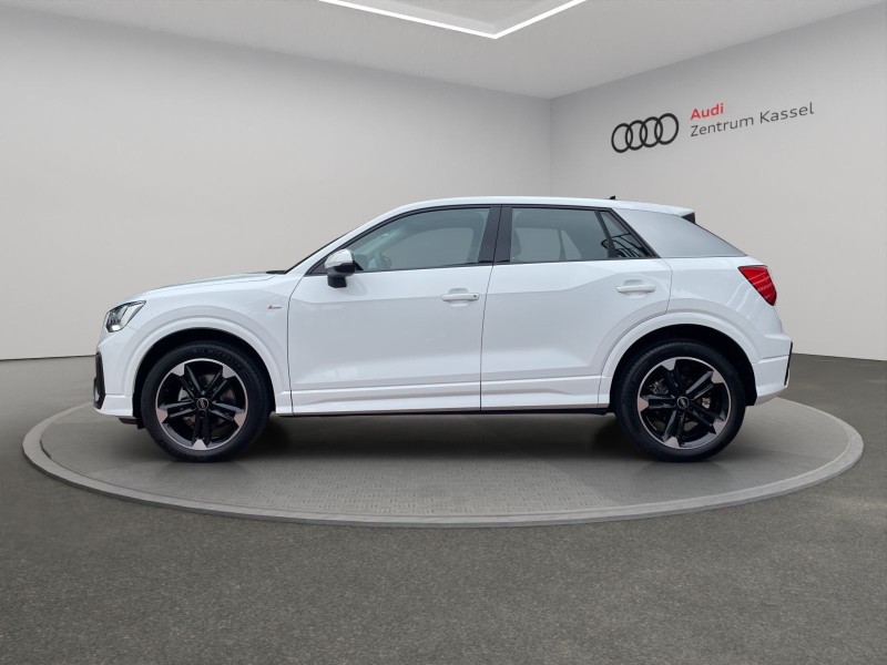 Audi - Q2