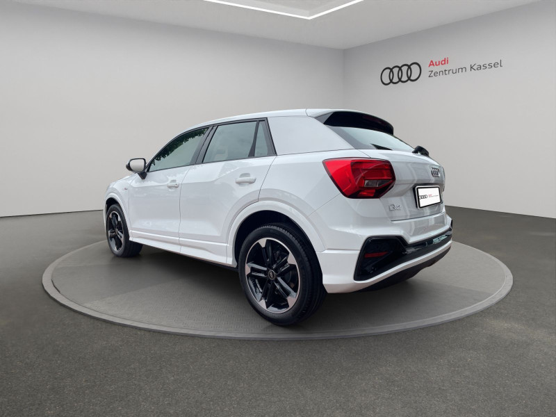 Audi - Q2