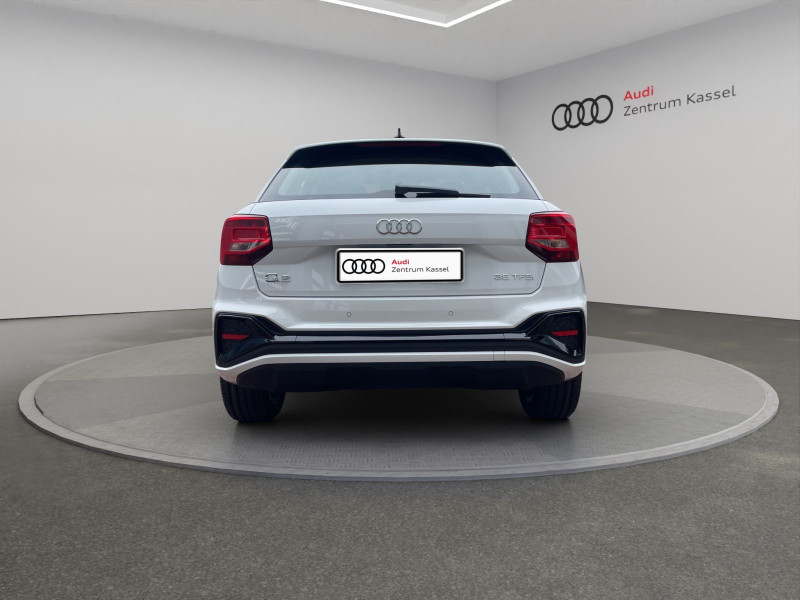 Audi - Q2