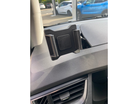 thumb-undefined
