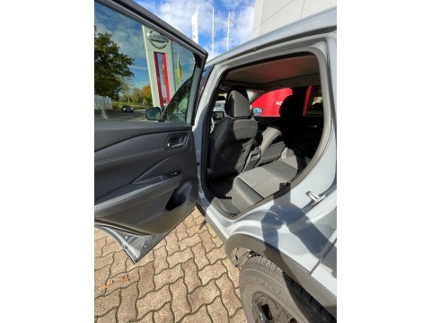 thumb-undefined