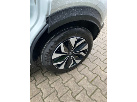 thumb-undefined