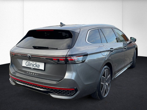 Volkswagen Passat Variant - Passat Variant R-Line 2.0 TDI DSG AHK+Navi+Matrix-LED+Clima