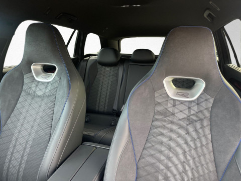 Volkswagen - Passat Variant