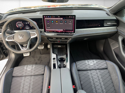 Volkswagen - Passat Variant