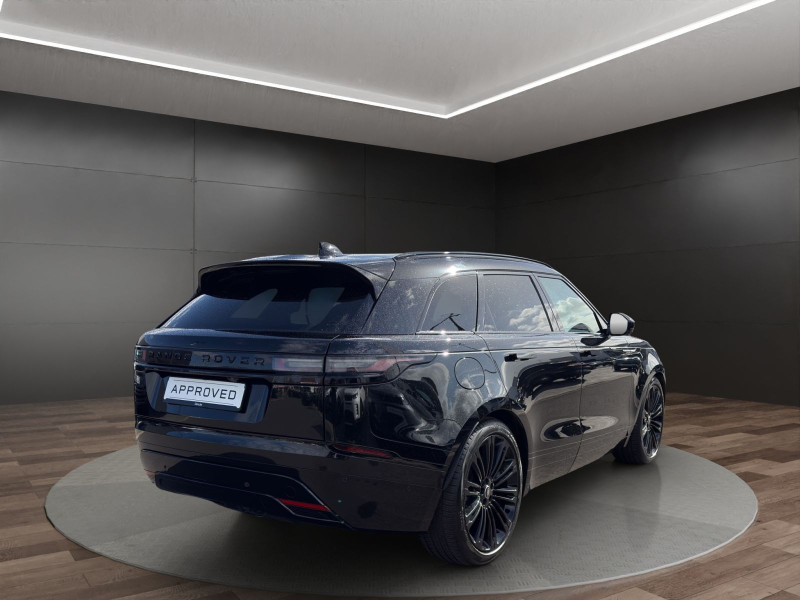 Land Rover - Range Rover Velar