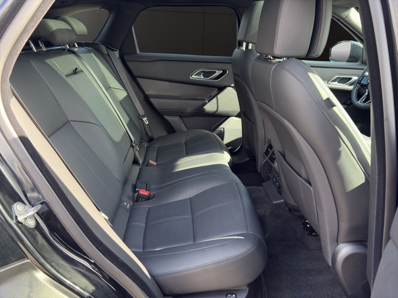 Land Rover - Range Rover Velar