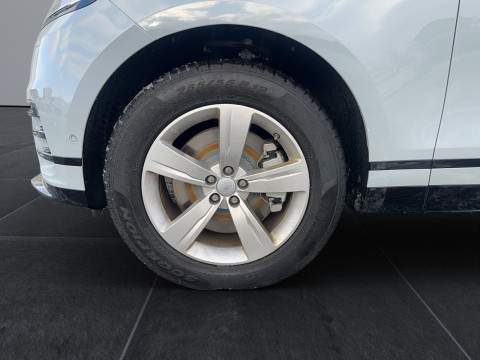 Land Rover - Range Rover Velar