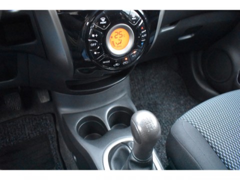thumb-undefined