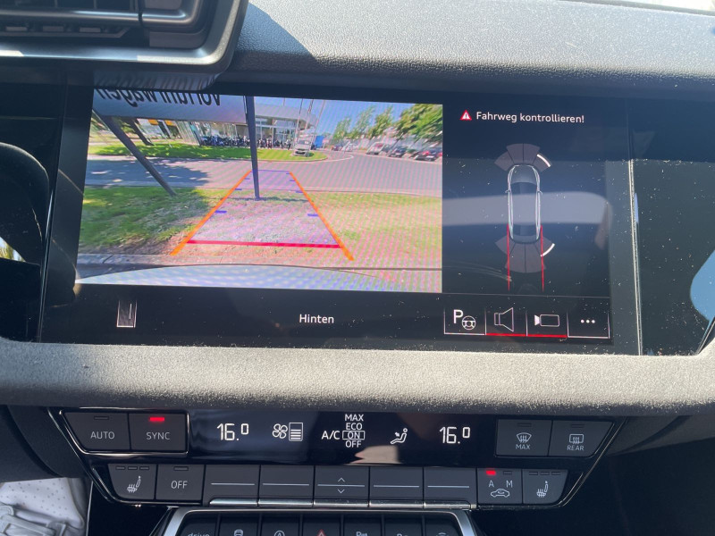 Audi - RS 3 Limousine