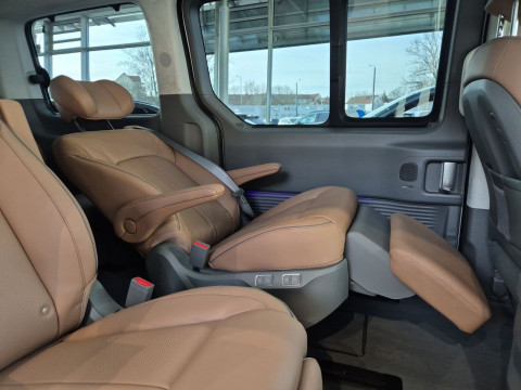 Hyundai - Staria