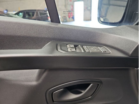 Ansicht 12 - Gebrauchtwagen Fahrzeug, Modell Primastar der Marke Nissan von Verkäufer Autohaus am Handweiser GmbH