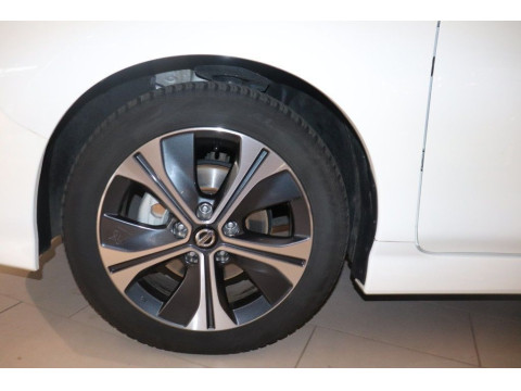 thumb-undefined