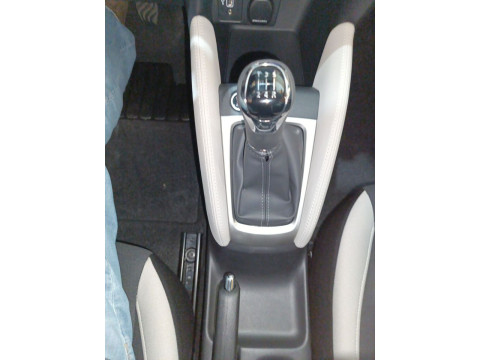 thumb-undefined