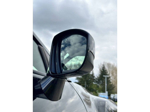 thumb-undefined
