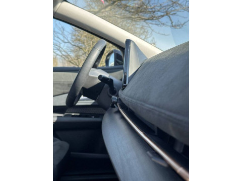 thumb-undefined