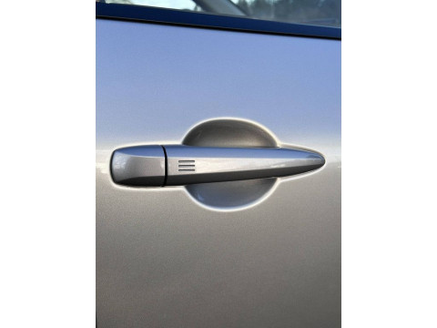 thumb-undefined