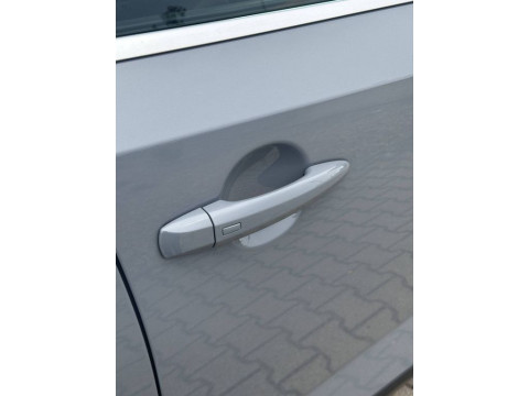 thumb-undefined
