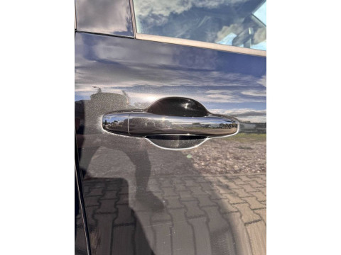 thumb-undefined