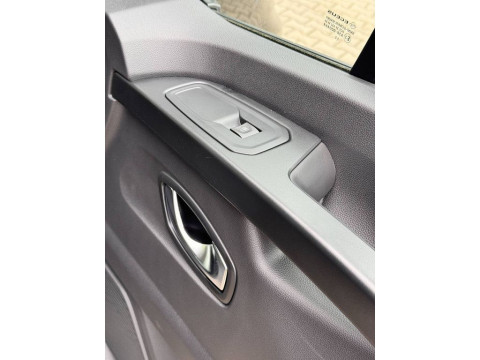 thumb-undefined