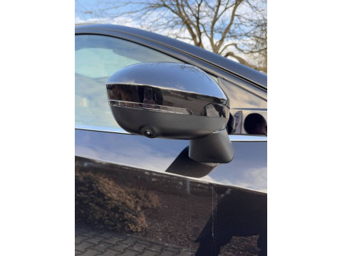 thumb-undefined