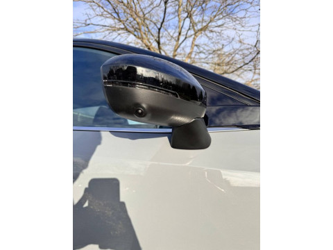 thumb-undefined