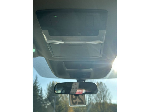 thumb-undefined