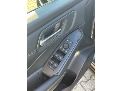 thumb-undefined
