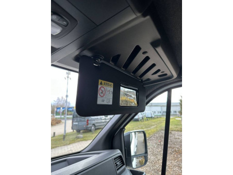 thumb-undefined