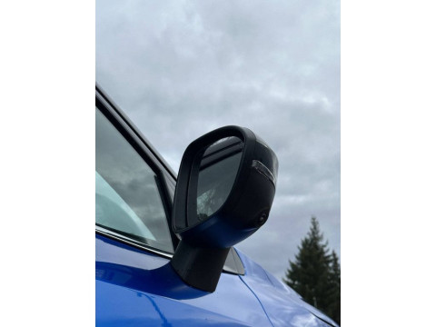 thumb-undefined