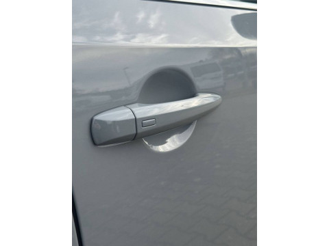 thumb-undefined