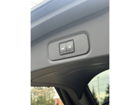 thumb-undefined