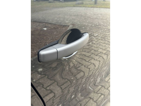 thumb-undefined