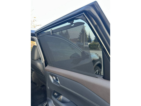 thumb-undefined